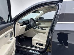 AITO Wenjie M5 Extended Range AWD Ultimate Edition - ფოტო 9