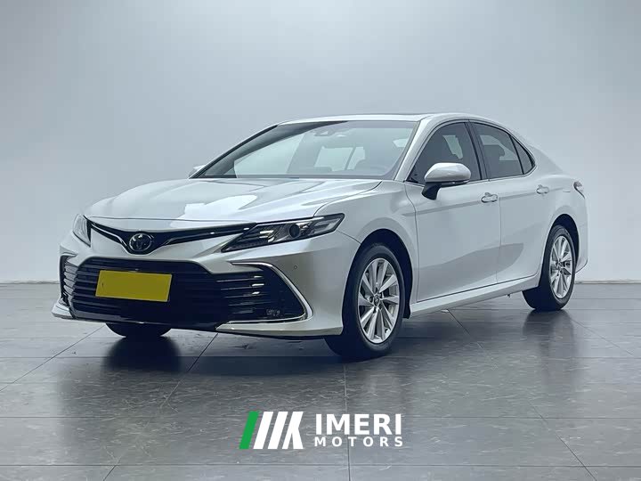Toyota Camry 2.0G Luxury - автомобиль из Китая