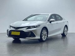 Toyota Camry 2.0G Luxury - фото 1