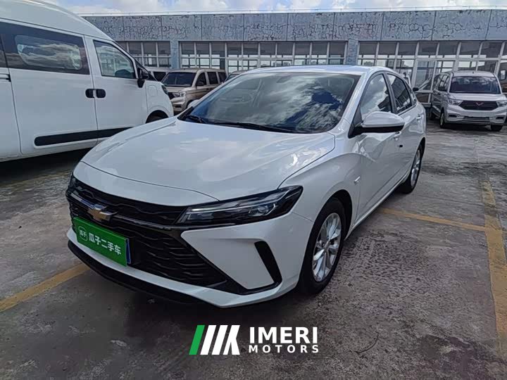 Chevrolet Cruze 1.5L Dual-Clutch Deluxe Edition - автомобиль из Китая