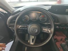 Mazda3 Axela 2.0L Automatic Premium Edition - фото 10