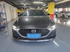 Mazda3 Axela 2.0L Automatic Premium Edition - фото 2