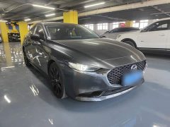 Mazda3 Axela 2.0L Automatic Premium Edition - фото 3