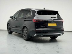 Volkswagen Viloran 380TSI Prestige - ფოტო 4