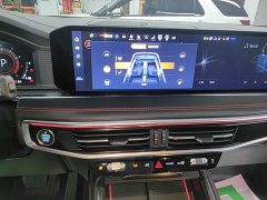 Ford Explorer EcoBoost 285 AWD ST-LINE 7-Seater - фото 12