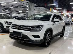 Volkswagen Touareg 280TSI FWD Luxury Edition - photo 1