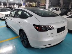 Tesla Model 3 Rear-Wheel Drive - ფოტო 4