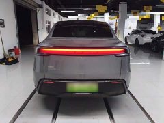 Tesla Model Y Rear-Wheel Drive - фото 5