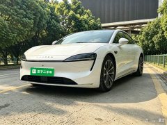 Luxeed Zhiji S7 Pro - ფოტო 1