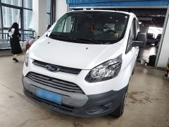 Ford Transit 2.0T Diesel Multi-Purpose Commercial Vehicle Mid-Wheelbase Low Roof Dual Swing Rear Doors National VI - photo 1