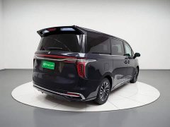 FAW Red Flag HQ9 2.0T Luxury - photo 4