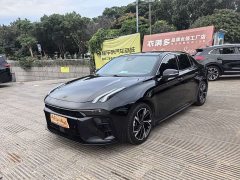 Lynk & Co 03 1.5T DCT Vigor Plus - photo 1