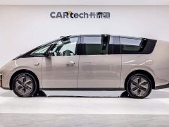 Li Auto Li Xiang MEGA Ultra - ფოტო 5