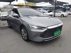 BYD Qin Plus Glory Edition DM-i 120KM Leading - фото 3