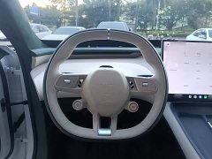 Xiaomi YU7 Four-Wheel Drive Max Edition - ფოტო 10