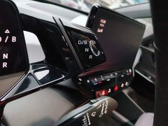 Volkswagen ID.3 Outstanding Edition - ფოტო 13