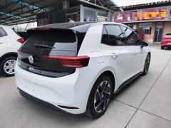 Volkswagen ID.3 Outstanding Edition - ფოტო 6