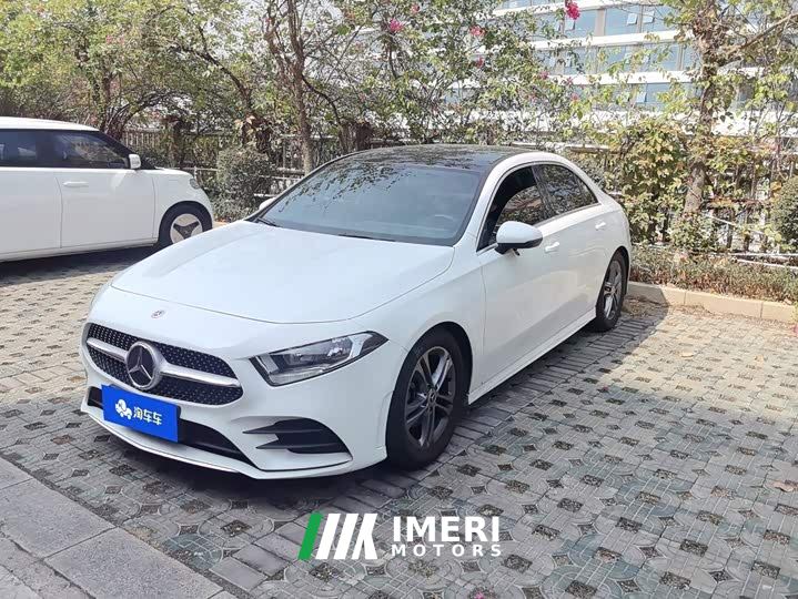 Mercedes-Benz A-Class Facelift A 180 L Sport Sedan