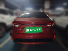Toyota Corolla 1.8L CVT Luxury - фото 3