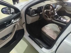 BYD Qin PLUS Glory Edition EV 510KM Leading - ფოტო 15