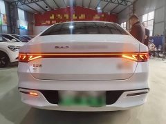 BYD Qin PLUS Glory Edition EV 510KM Leading - ფოტო 5