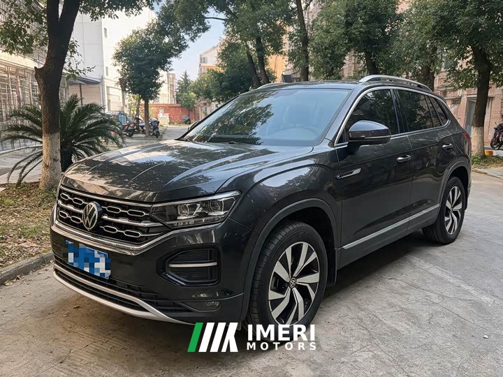 Volkswagen Taos 280TSI FWD Luxury Smart Connected Edition - car from China