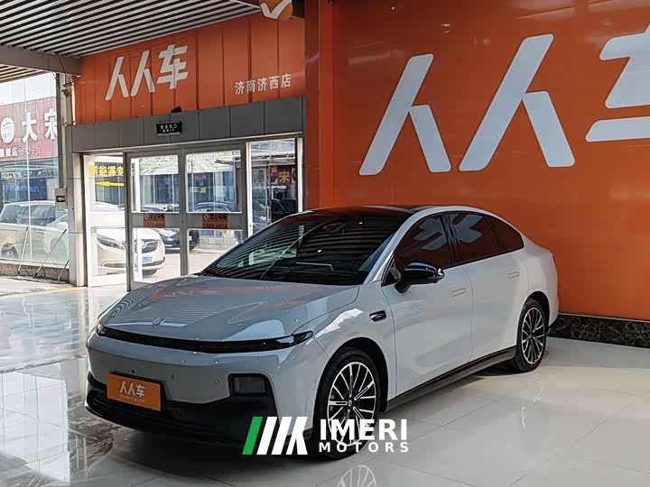Leapmotor B01 650 Pleasure Edition - автомобиль из Китая