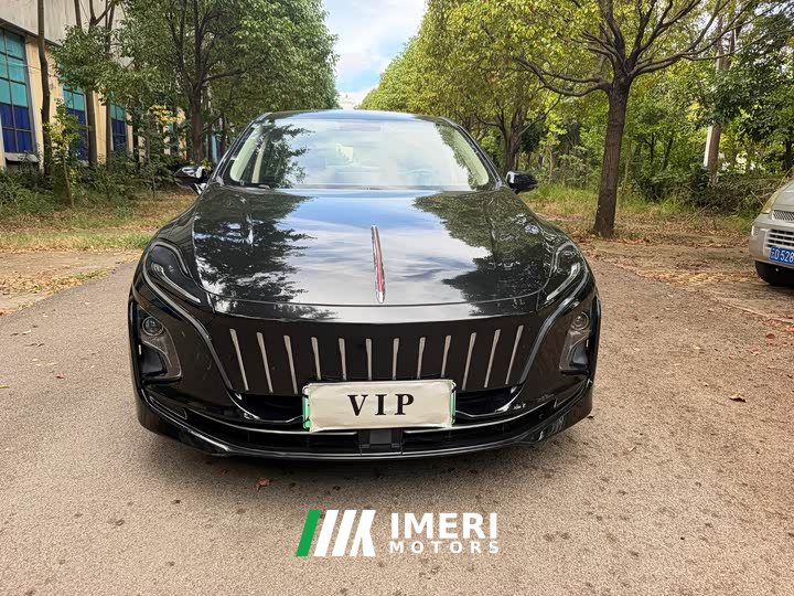 FAW Red Flag E-QM5 Facelift Base Mobility Edition - автомобиль из Китая