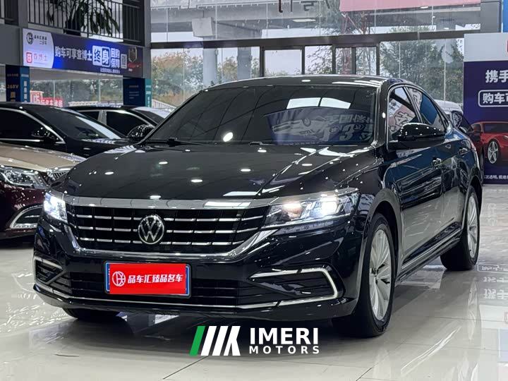 Volkswagen Passat 330TSI Elite