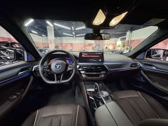 BMW 5 Series 530Li Premier M Sport Package - ფოტო 7