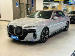 BMW 7 Series Facelift 740Li Luxury M Sport Package - ფოტო 1