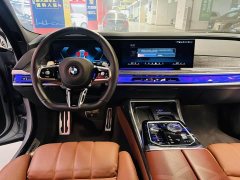 BMW 7 Series Facelift 740Li Luxury M Sport Package - ფოტო 15
