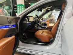 BMW 7 Series Facelift 740Li Luxury M Sport Package - ფოტო 7