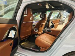 BMW 7 Series Facelift 740Li Luxury M Sport Package - ფოტო 9