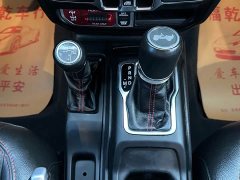 Jeep Wrangler 2.0T Rubicon Four-Door - photo 11