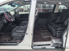 Honda Elysion 2.0L e:HEV Comfort - photo 8