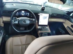 NIO ES8 415KM Six-Seater - ფოტო 5