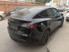 Tesla Model Y Rear-Wheel Drive - ფოტო 6