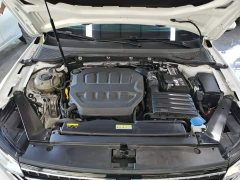 Volkswagen Magotan 2 Million Units Commemorative Edition 330TSI DSG Luxury - photo 19