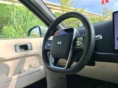 Li Auto L8 Max - ფოტო 6