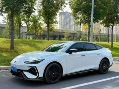 Changan UNI-V Third Generation 1.5T 500Bar Luxury Sport Edition - photo 1