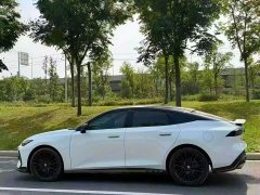 Changan UNI-V Third Generation 1.5T 500Bar Luxury Sport Edition - photo 3
