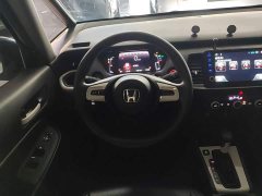 Honda Fit 1.5L CVT Trend Edition - ფოტო 10