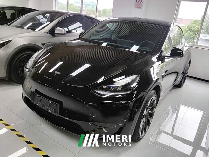 Tesla Model Y Facelift Rear-Wheel Drive