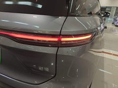 NIO ES8 100kWh Signature Edition - ფოტო 7