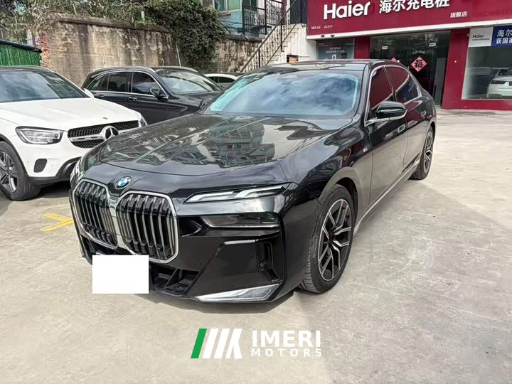 BMW 7 Series 735Li M Sport Package - автомобиль из Китая