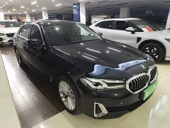 BMW 5 Series 525Li Luxury Package - ფოტო 3