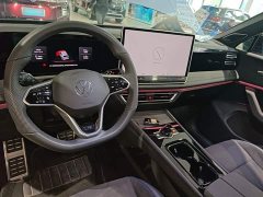 Volkswagen Tiguan L PRO 380TSI AWD R-Line Premium Edition - photo 9