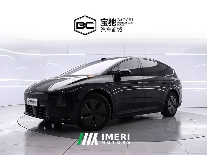 Li Auto i8 Standard Edition - ავტომობილი ჩინეთიდან