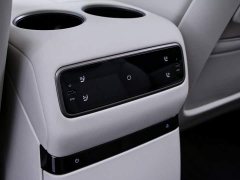 Li Auto i8 Standard Edition - ფოტო 15